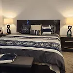 Amazing 5 Bed Rooms For 10 Guests