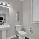 Villa Luxurious And Beautiful,