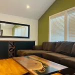 Gorgeous Place In Westboro/Hampton Park Area