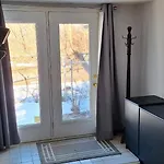 Nature Retreat In The City Guest house