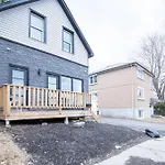 Private Unit In The Heart Of Ottawa, 3 Minutes To Downtown Ottawa