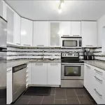 Lush Abode! Close To Ottawa Airport.2 Spacious Bedrooms