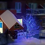 Byward Blue Inn