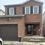 Lovely 1 Bed Room For Females Only
