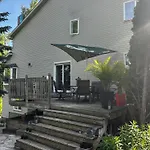Nature Retreat In The City Guest house