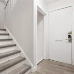 Private Home In Nepean For Family - 14 Minutes From Downtown