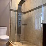 Manotick Villa