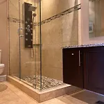 Manotick Villa *