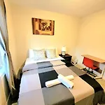 Homestay Graceful Oasis Ottawa