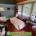Graham Homestay Homestay Ottawa