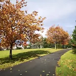 Studio Apartment Close To Algonquin College - Pet Friendly