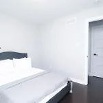 Tranquil Nest By The Airport Holiday home *