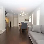 Tranquil Nest By The Airport * Ottawa
