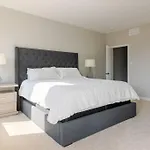 Stonebridge Golf Nest Apartment
