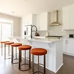 Stonebridge Golf Nest Apartment