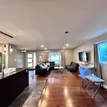 Spacious And Cosy Bungalow Home