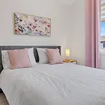 Spacious Family Home Downtown