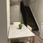 Lovely One Bedroom Just 4 Minutes From Int Airport Ottawa