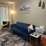 Lovely One Bedroom Just 4 Minutes From Int Airport Ottawa
