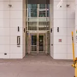 Luxury 2-Bedroom Penthouse Downtown With Free Parking