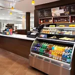 Courtyard By Marriott Ottawa East