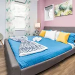 Pet Friendly - 1Br Newly Renovated Apartment