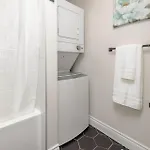 Apartment Pet-friendly 2br - Near University Ottawa