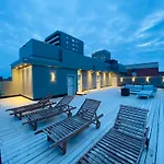 Westview Luxury Suites