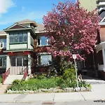 Downtown Bed And Breakfast