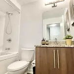 Apartment Luxurious 2bd 2bth Underground Parking