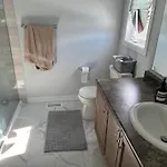 Holiday home Lovely 2 Bedroom 2 Bath Ottawa