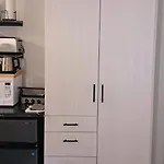 Modern Apt In Mcleod Ottawa