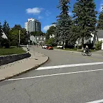 The Dows Retreat With 2 Car Driveway