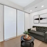 High-End Condo With Gym And Walking Distance To Parliament