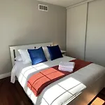 Spacious 4br Near Kanata Tech Park