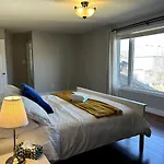 Holiday home Spacious 4br Near Kanata Tech Park