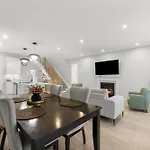 Bliss Modern Luxury 3bed Entire Townhome Free Parking Apartment