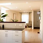 Holiday home Adeline House *