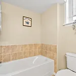 Simplylovely Modern Near Downtown With Free Parking And Patio Apartment *