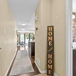 Apartment Simplylovely Modern Near Downtown With Free Parking And Patio *