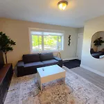 Sandy Hill Downtown Guesthouse