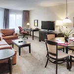 Les Suites Hotel Ottawa
