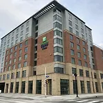 Holiday Inn Express & Suites Downtown Ottawa East By Ihg
