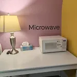 Guest house Center Near Train Station & Parliament Ottawa