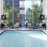 Apartment Modern In Downtown