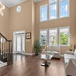Villa Maple Heights - Stunning In West
