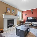 Maple Heights - Stunning In West * Ottawa