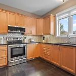 Maple Heights - Stunning In West * Ottawa
