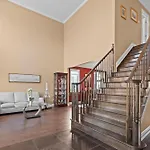 Maple Heights - Stunning In West Villa *