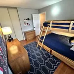 Large 4Bd Home In Orleans With Pool